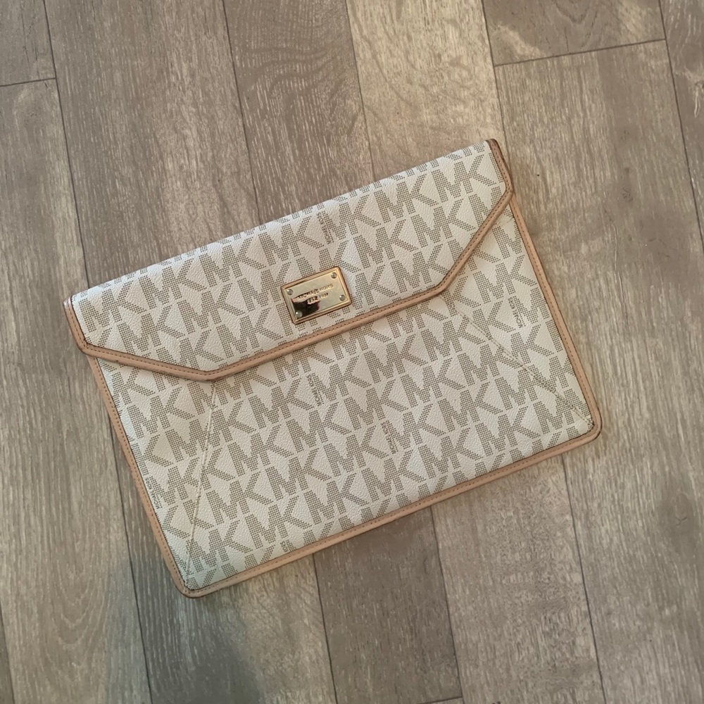 NWOT Michael Kors laptop sleeve